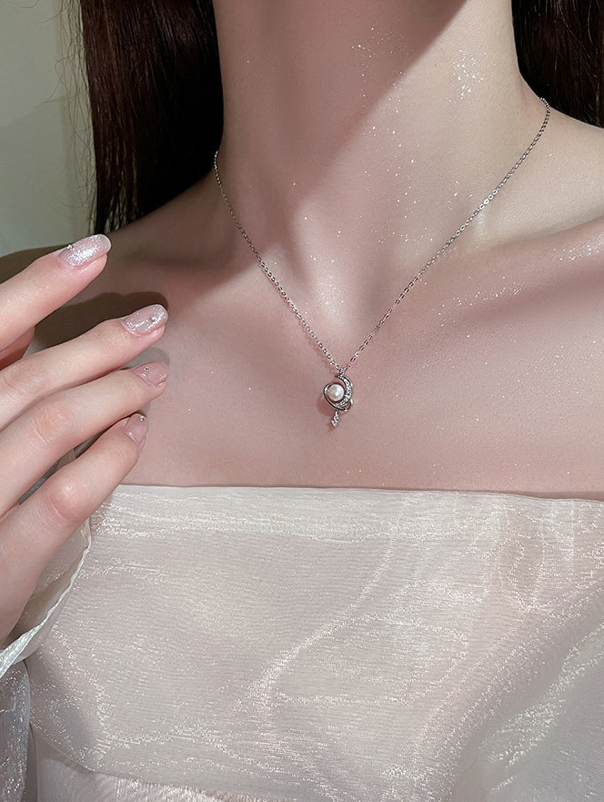 Star and Moon Surround Pearl Design Necklace
