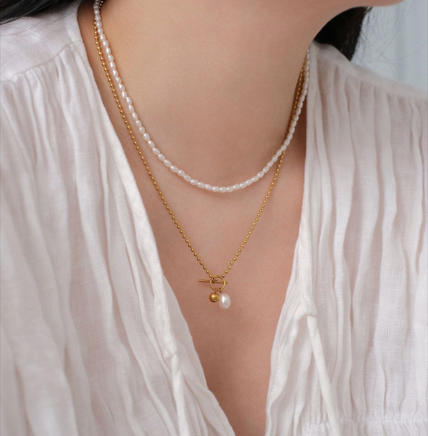 OT buckle design pearl necklace