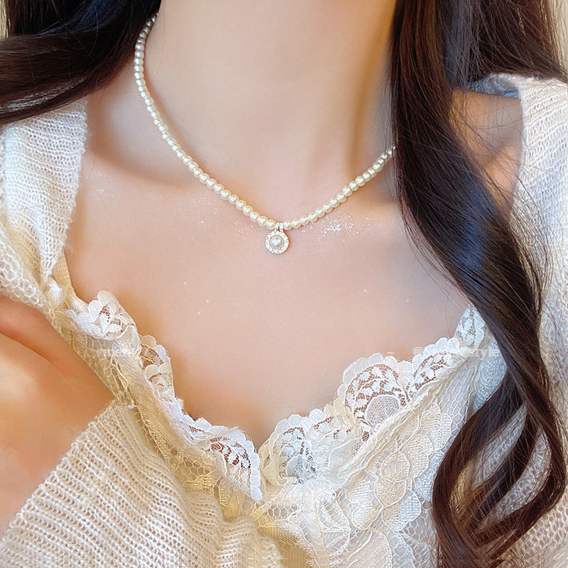 Vintage Ring Design Crystal Pearl Necklace
