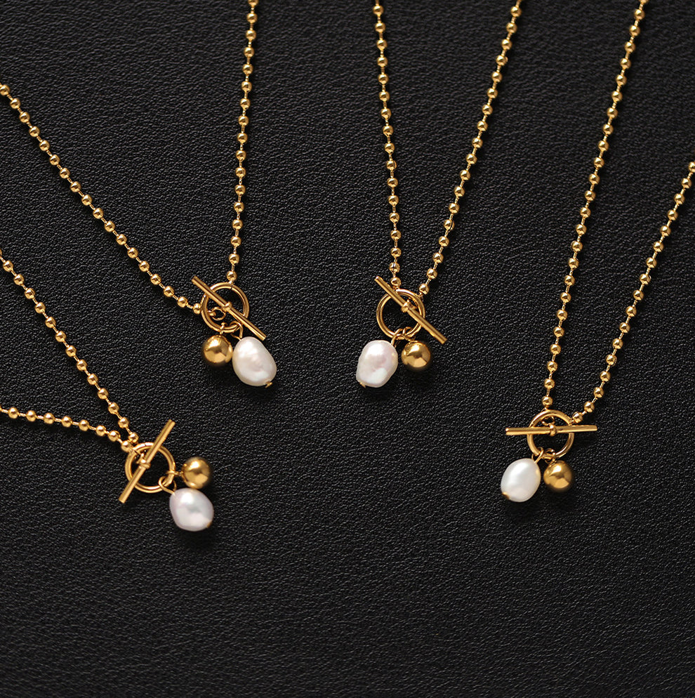 OT buckle design pearl necklace