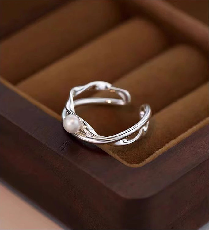 Cross Design Pearl Ring