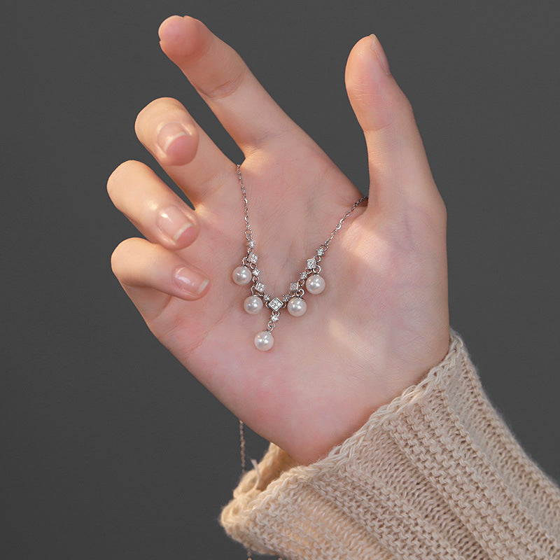Smart tassel pearl necklace