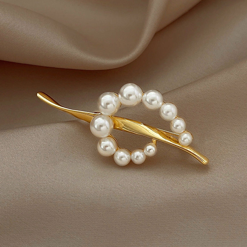 French Design Pearl Brooch