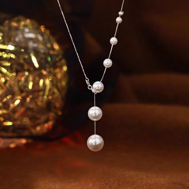 Autumn and winter design crystal pearl necklace