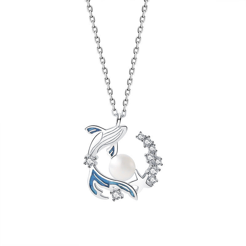 Whale Fall Design Pearl Necklace