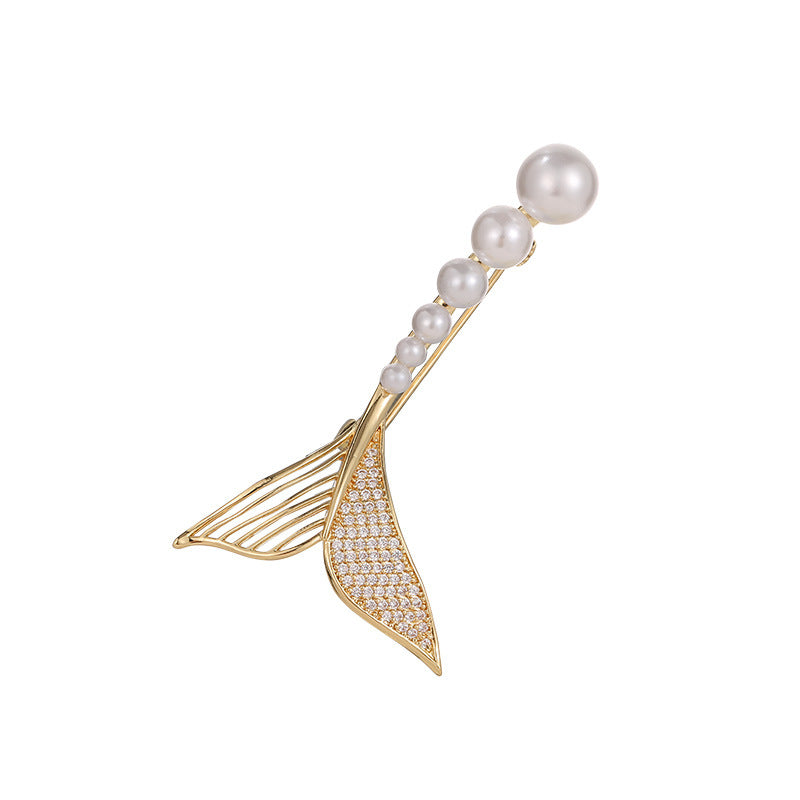 Fishtail Design Pearl Brooch