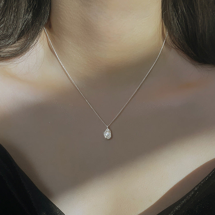 Pea Irregular Pearl Necklace