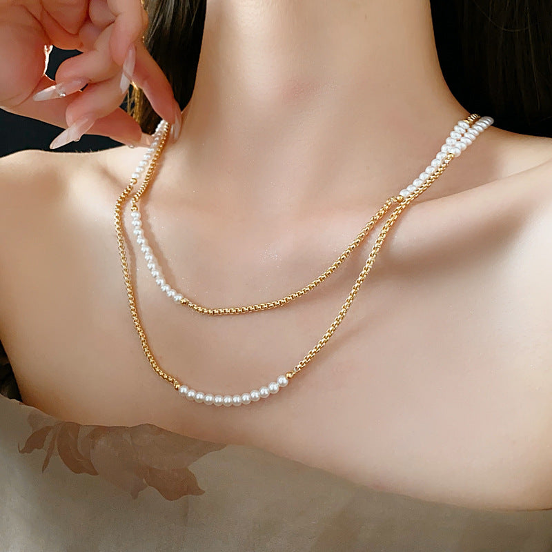 Crystal pearl light luxury design necklace