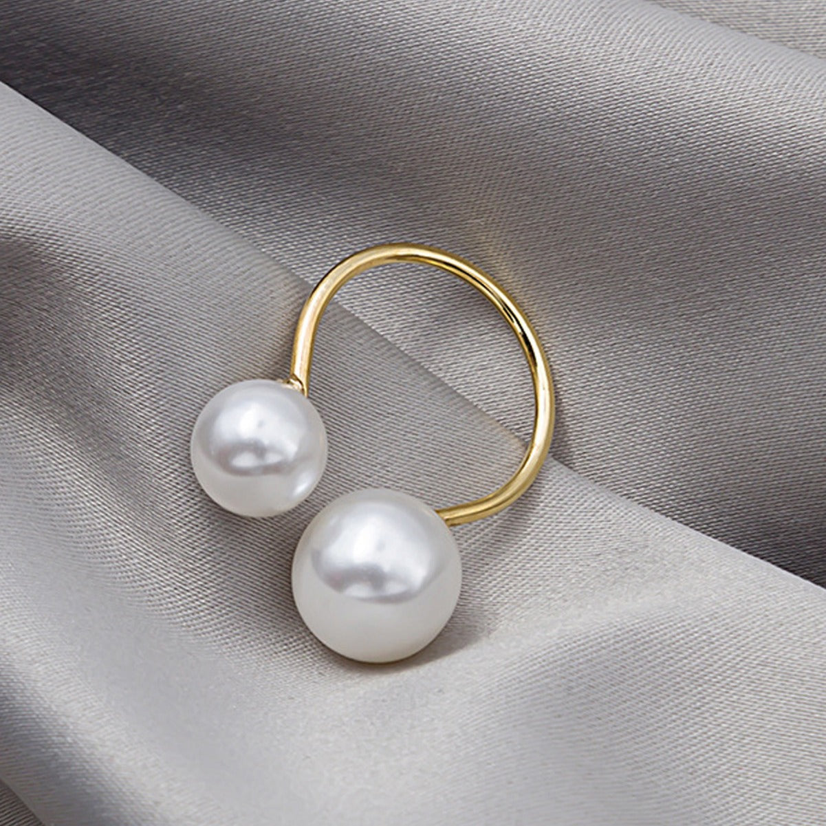Size Perfect Round Design Pearl Ring