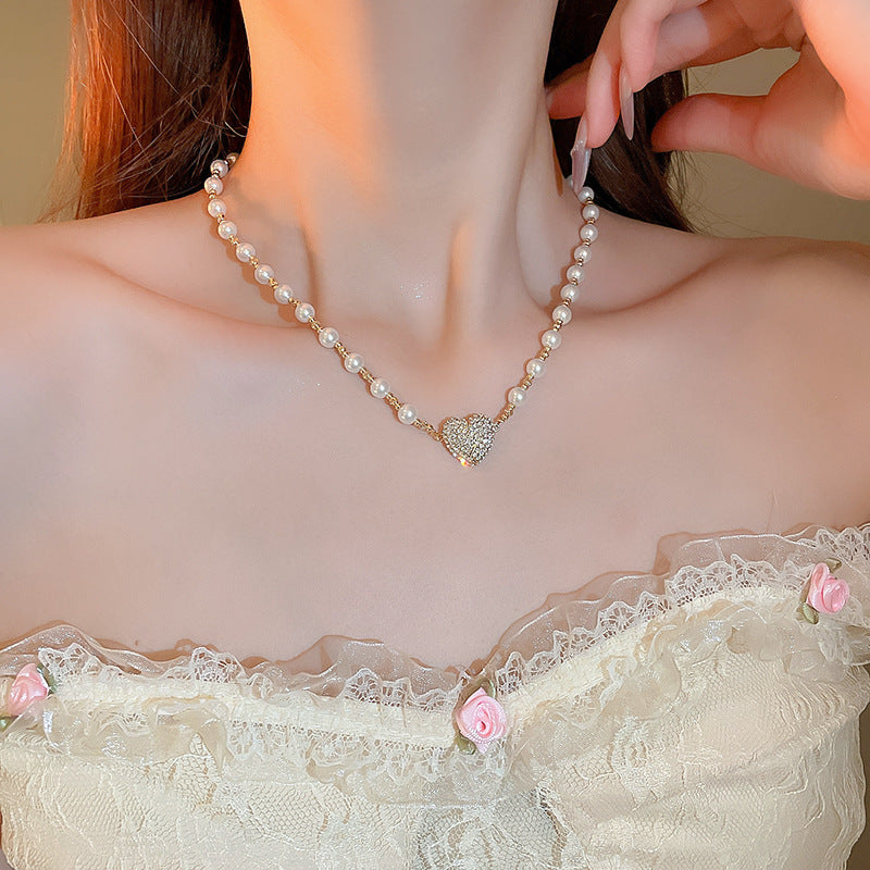Love pearl creative necklace