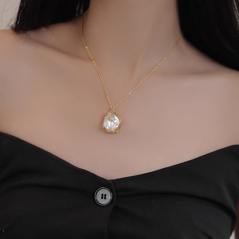 Baroque pearl light luxury design necklace