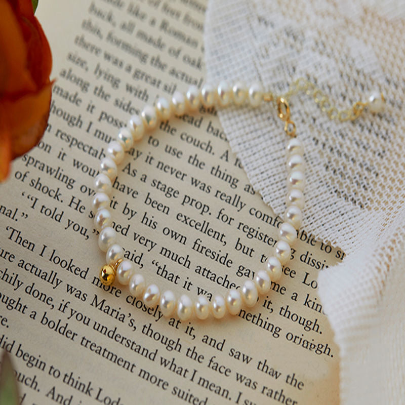 Small gold bead pearl bracelet