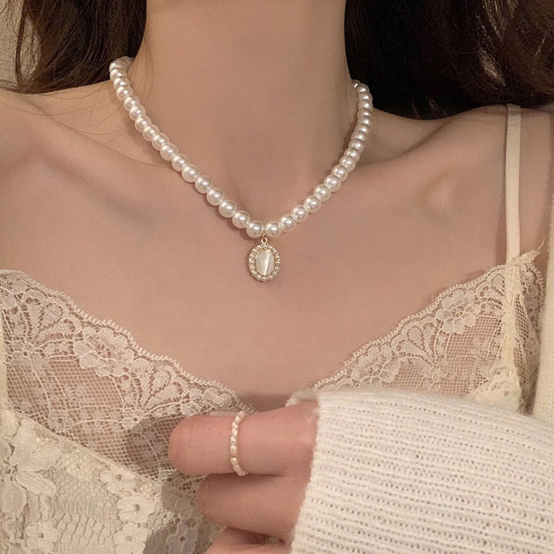 Vintage opal design necklace