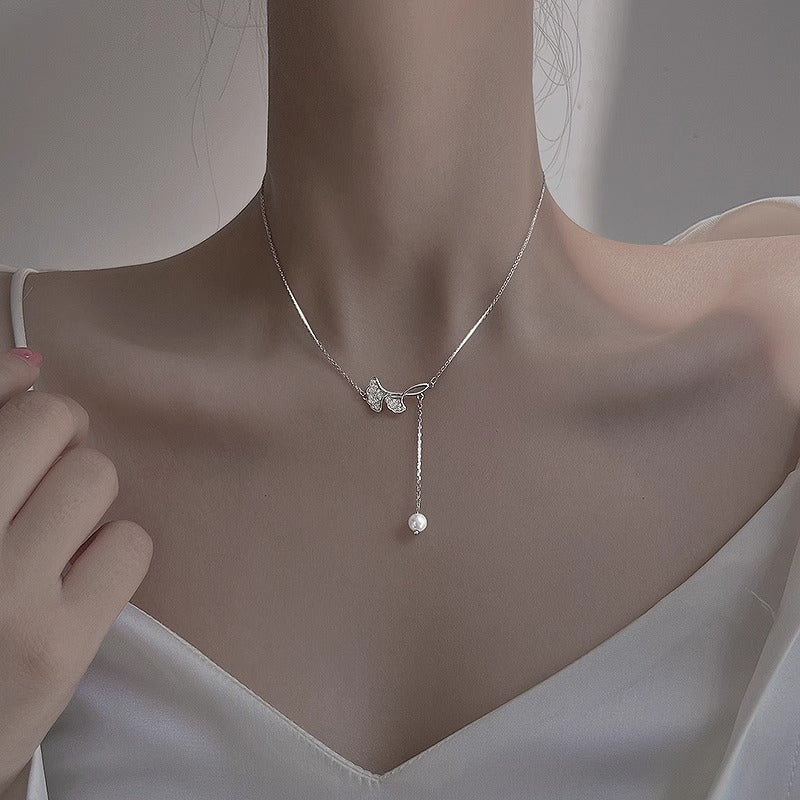 Ginkgo biloba fringed pearl necklace