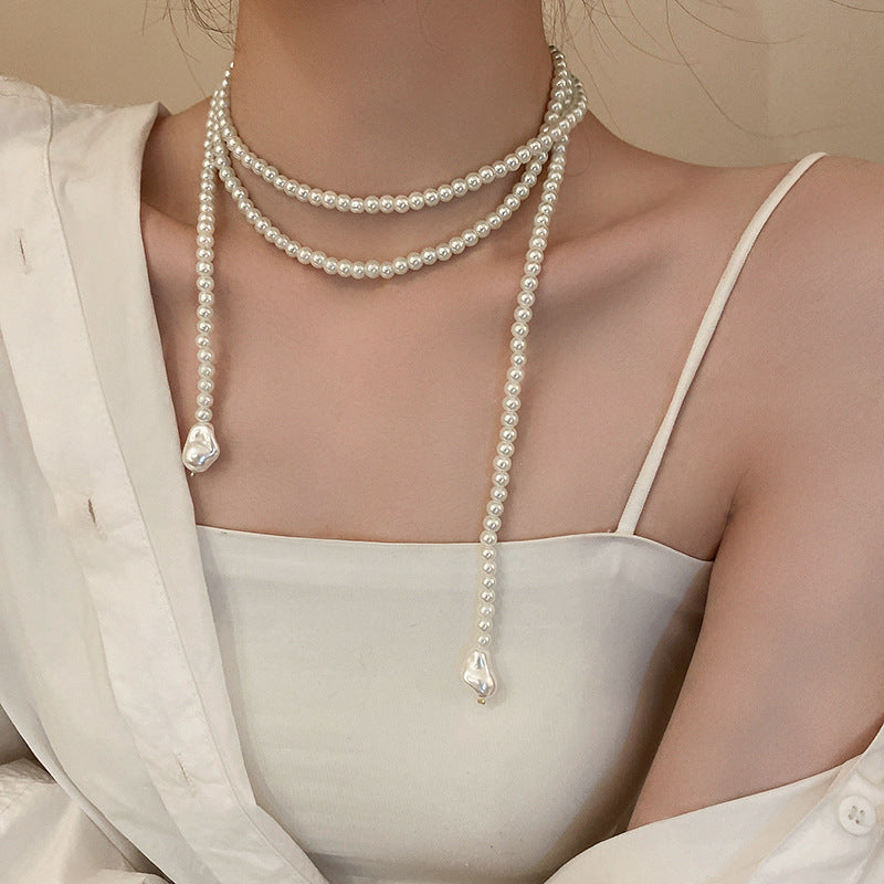 Retro long design pearl necklace