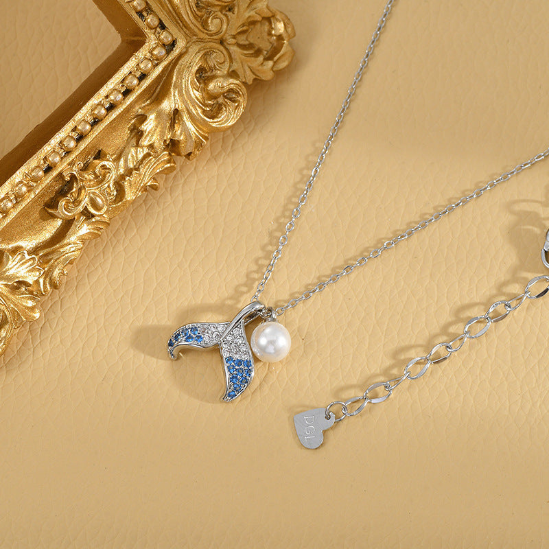 Temperament pearl fishtail design necklace