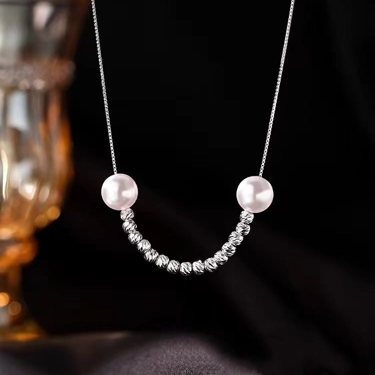 Smile design pearl necklace