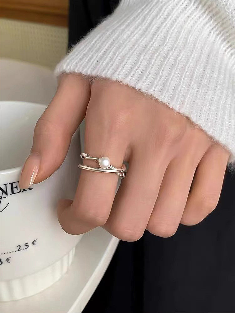 Cross Design Pearl Ring