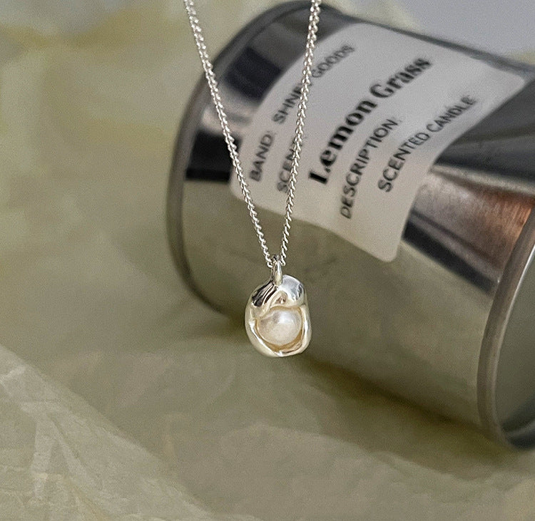 Pea Irregular Pearl Necklace