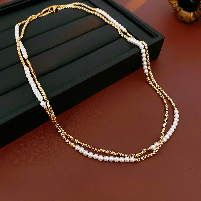 Crystal pearl light luxury design necklace