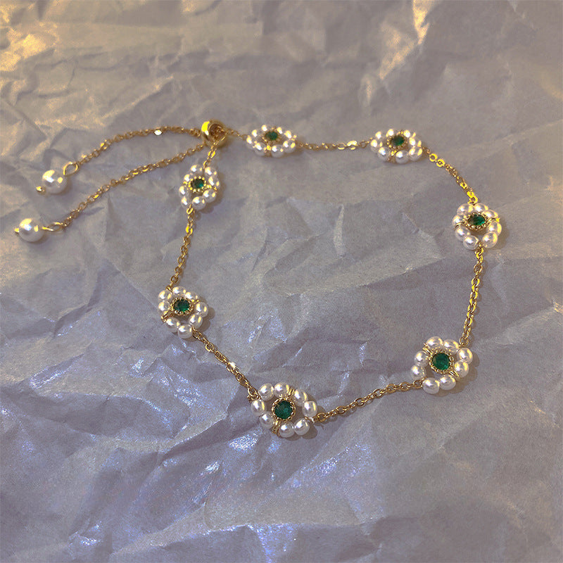 Flower design pearl bracelet i