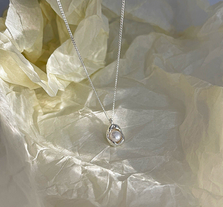 Pea Irregular Pearl Necklace