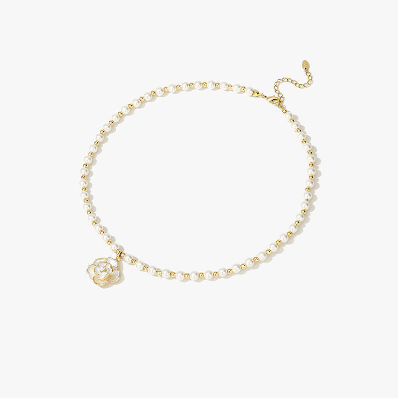 Camellia design pearl necklace