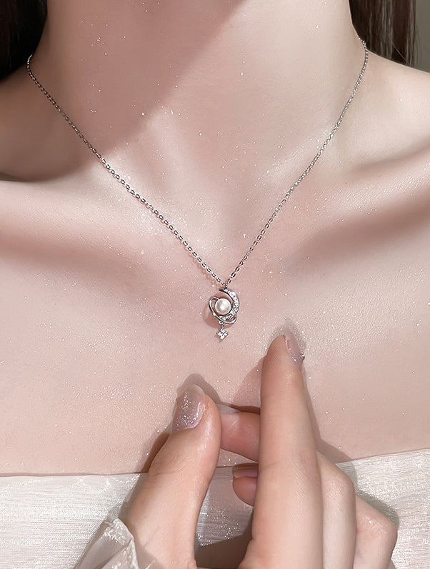 Star and Moon Surround Pearl Design Necklace