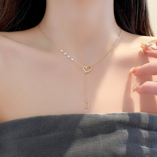 Hollow peach heart pearl necklace