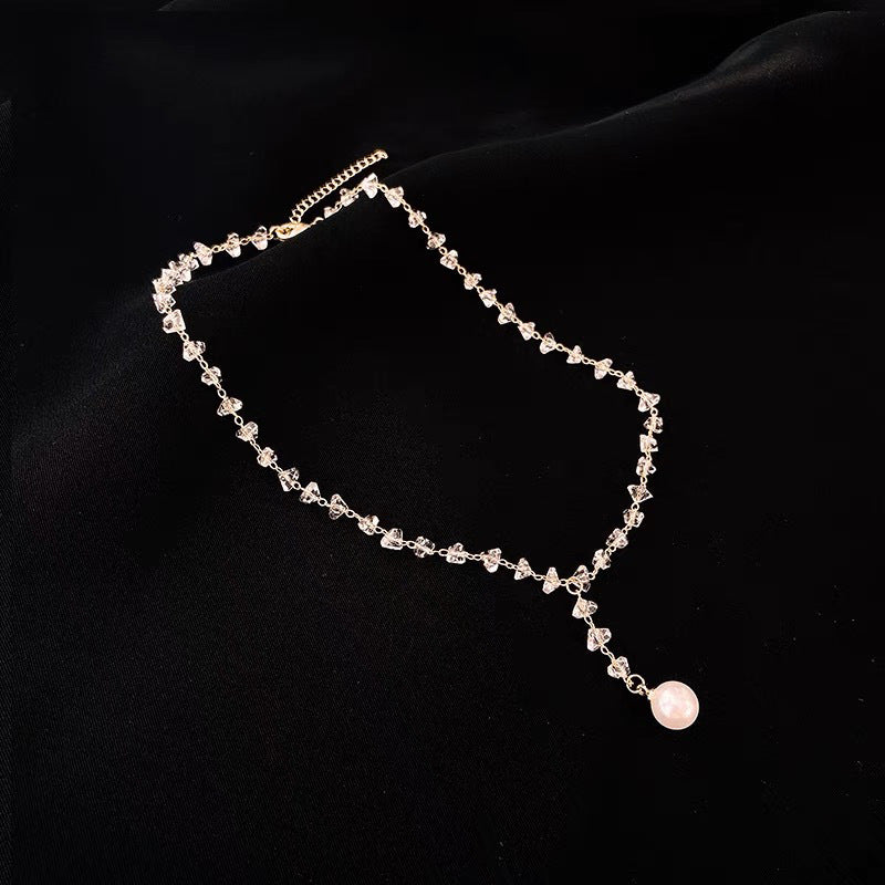 Crystal Design Pearl Necklace
