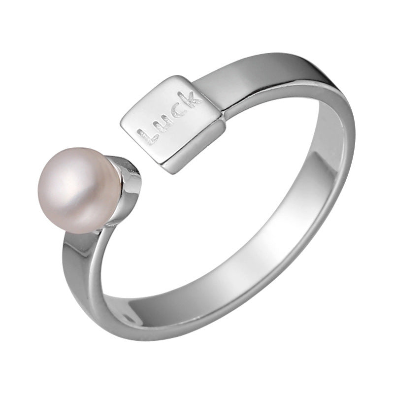 Simple design pearl ring
