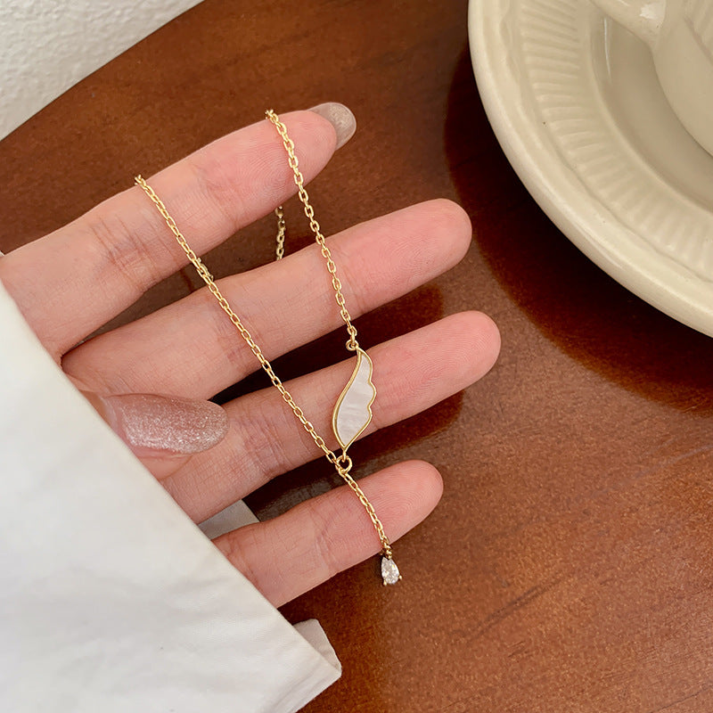 Shell Wings Pearl Necklace