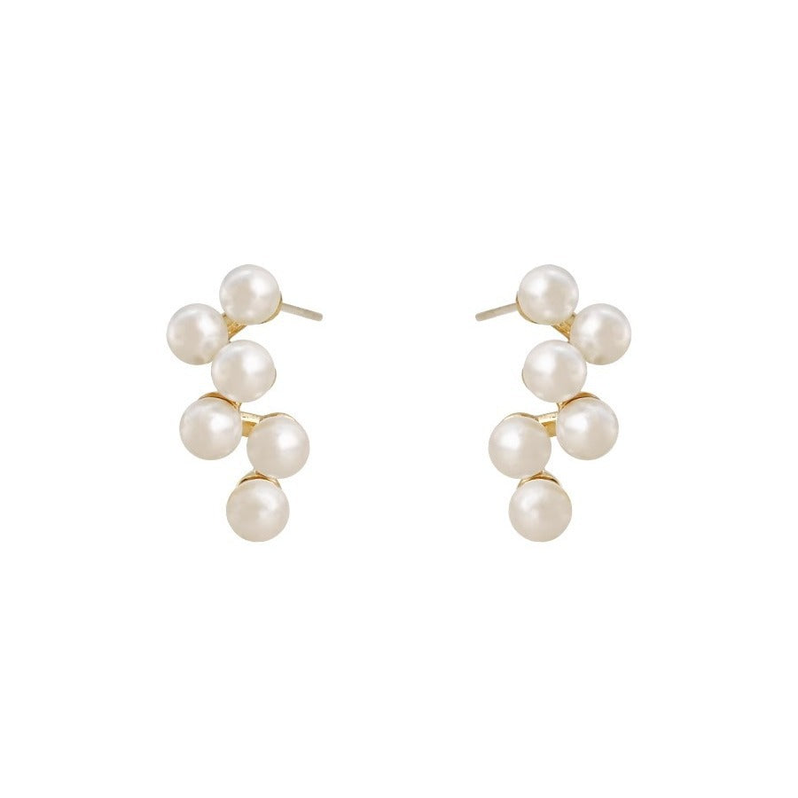 Small grape design pearl stud earrings