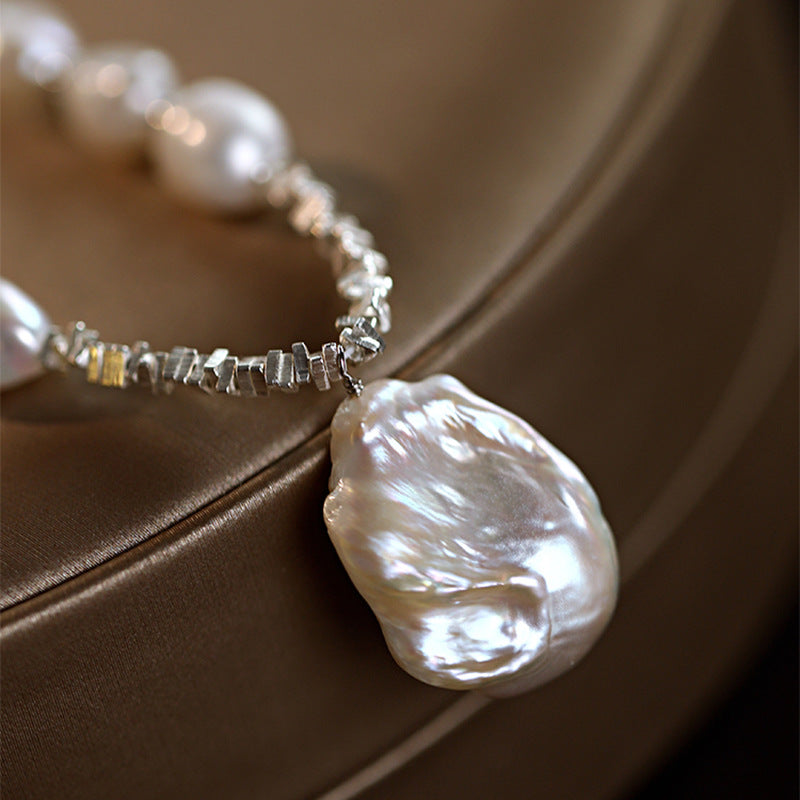 Baroque pleated water drop pearl necklace