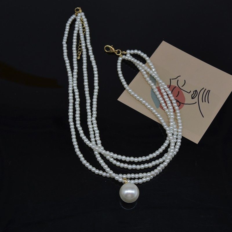 Multi-layer design pearl necklace