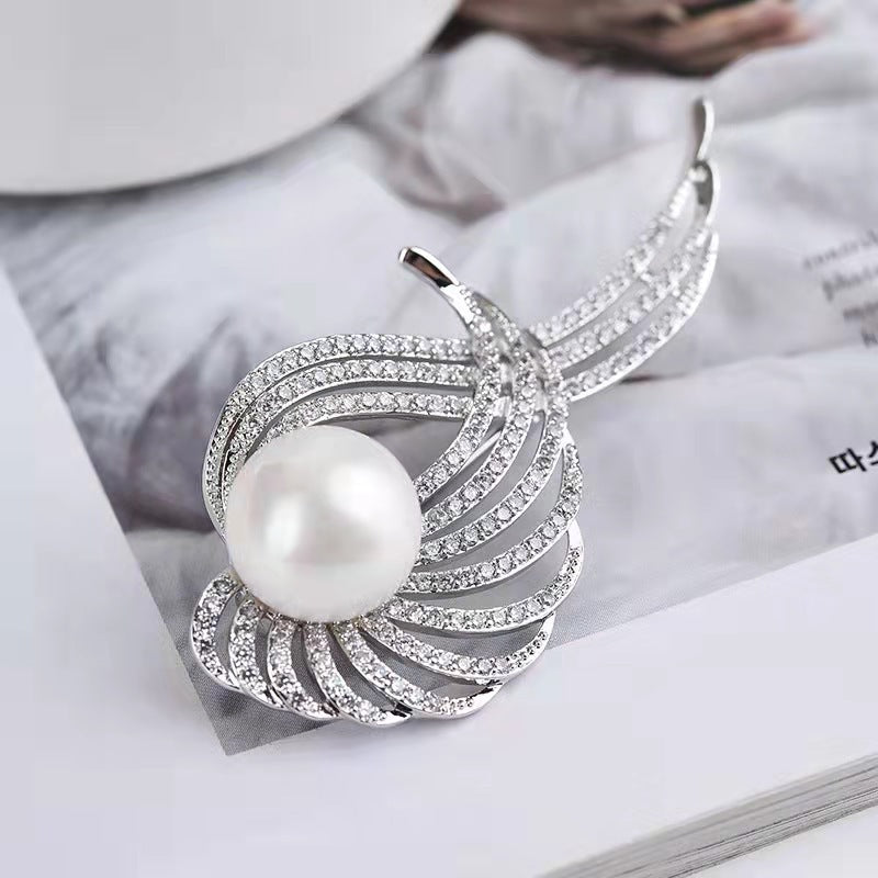 Wings Design Pearl Brooch