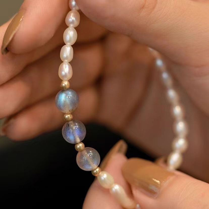 Moonstone Design Pearl Bracelet