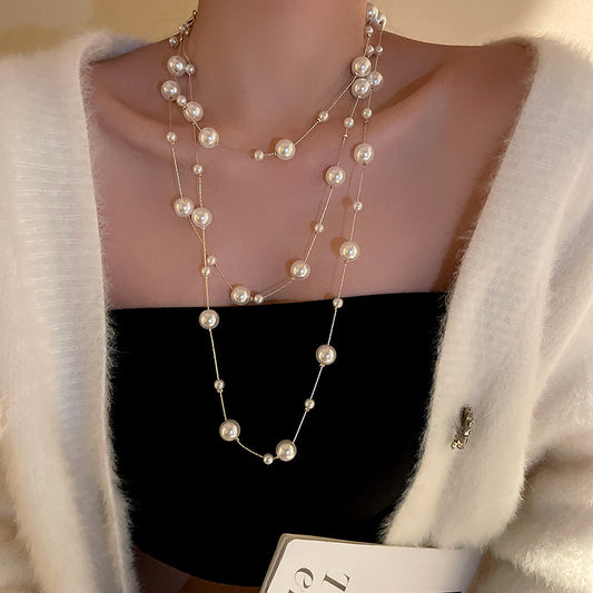 Long design pearl necklace