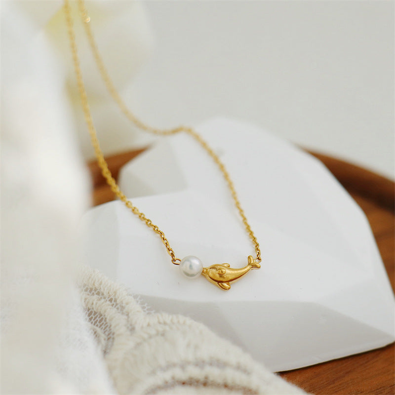 Little Dolphin Design Pearl Necklace