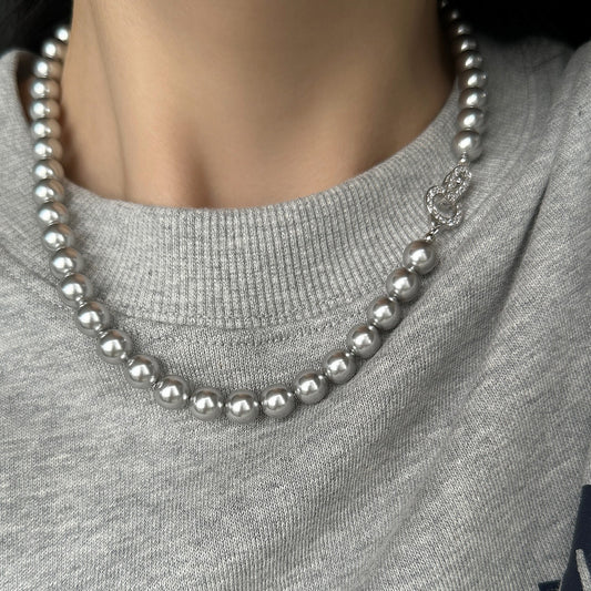 Grey Vintage Pearl Necklace