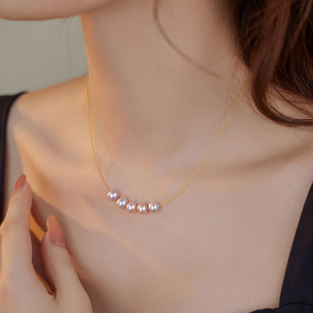 Simple design pearl necklace