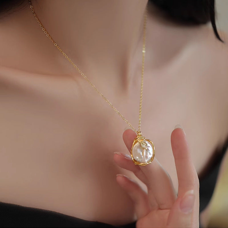 Baroque pearl light luxury design necklace