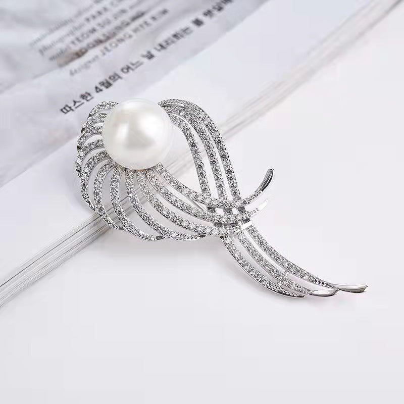 Wings Design Pearl Brooch
