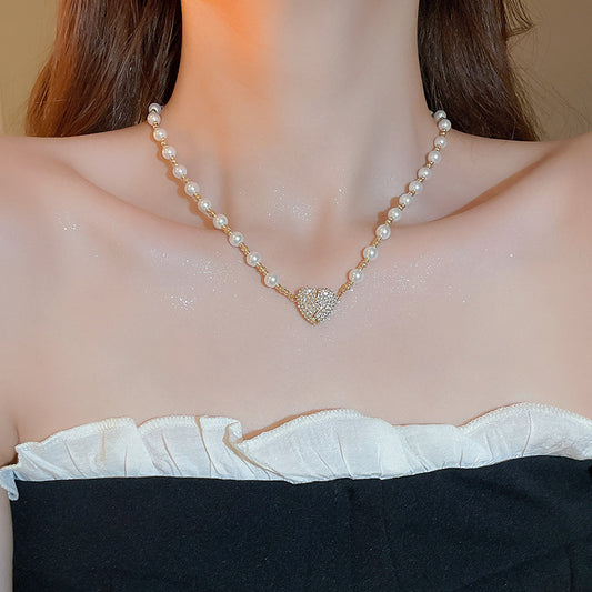 Love pearl creative necklace