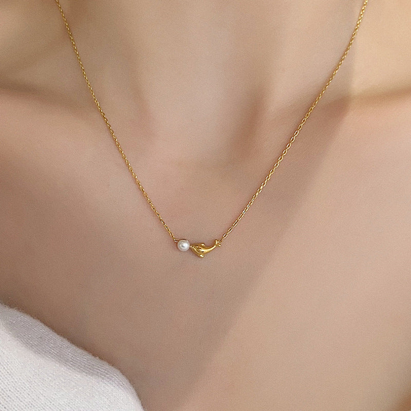 Little Dolphin Design Pearl Necklace