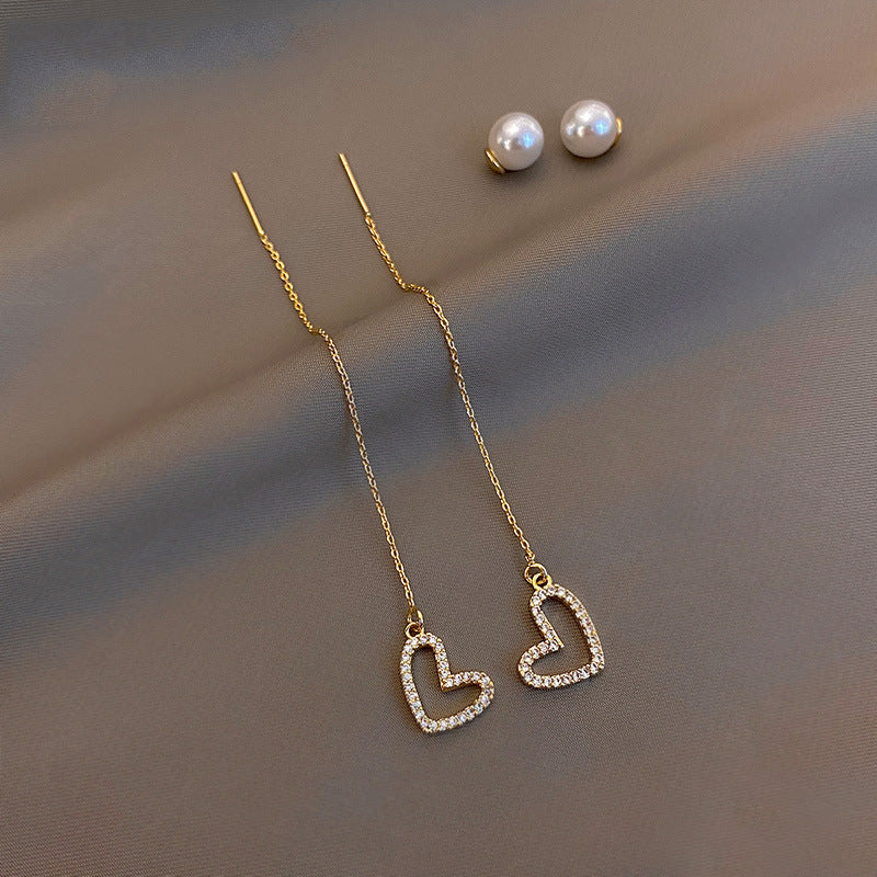 Love tassel design pearl stud earrings