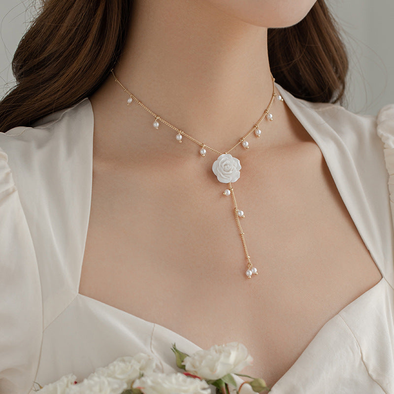 Pearl Flower Tassel Design Necklace