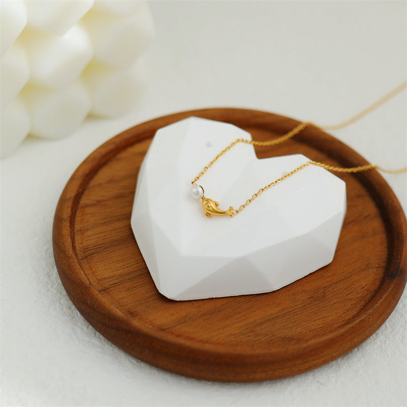 Little Dolphin Design Pearl Necklace
