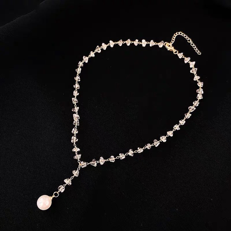 Crystal Design Pearl Necklace