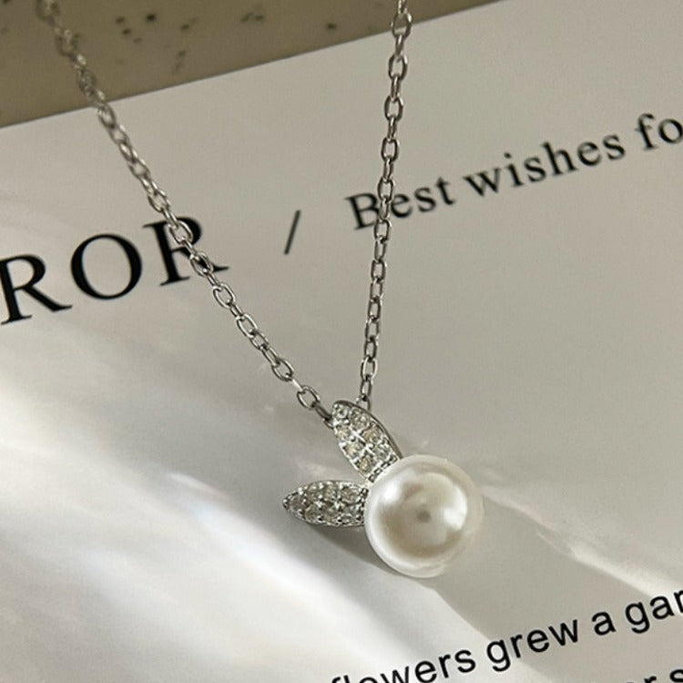 Rabbit Design Pearl Necklace